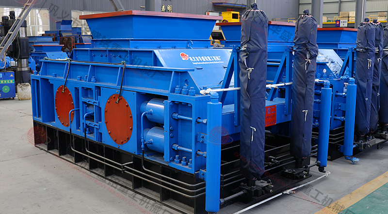 礦山制砂機型號推薦，大型對輥制砂機報價是多少？