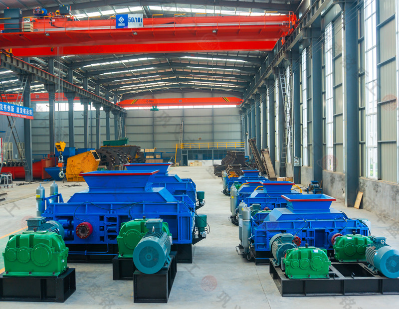 鉀長(zhǎng)石液壓對(duì)輥制砂機(jī)制砂效果怎么樣？多少錢 ？